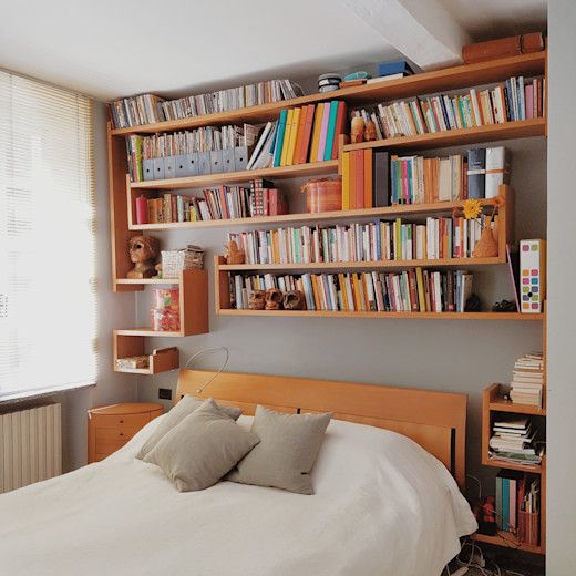 Biblioteca Pequena Empotrada en dormitorio