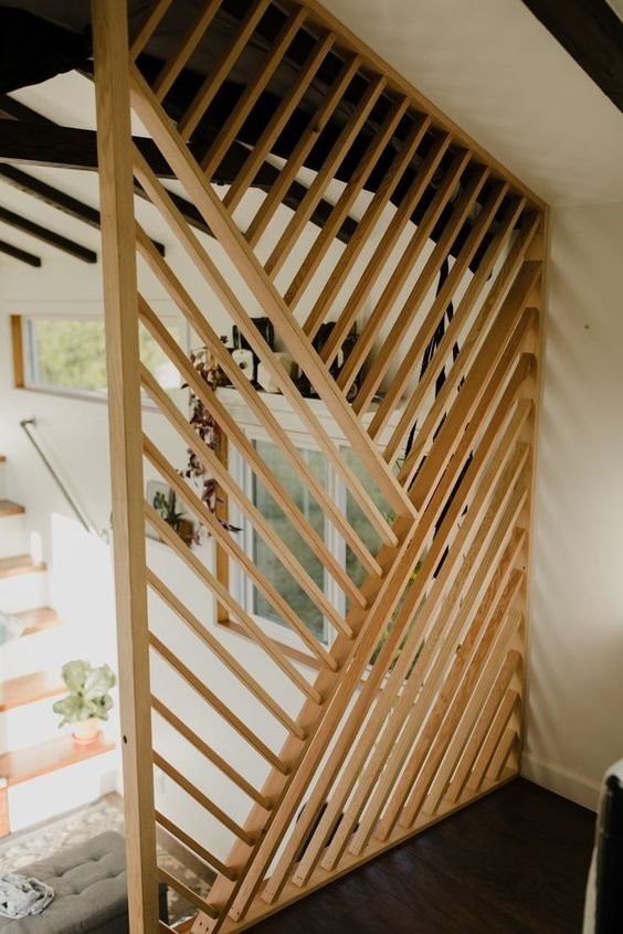 division con madera diagonal