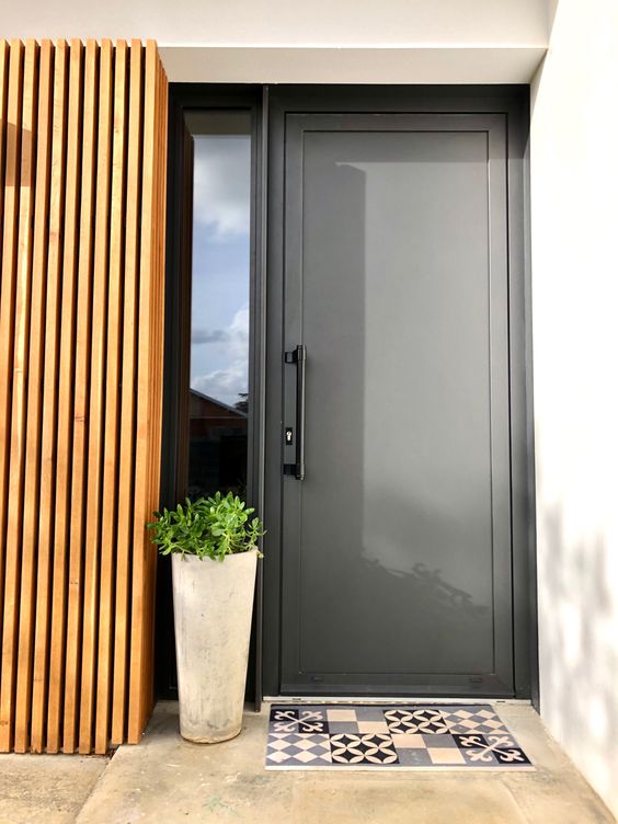 puertas de entradas simples de aluminio para casas pequenas