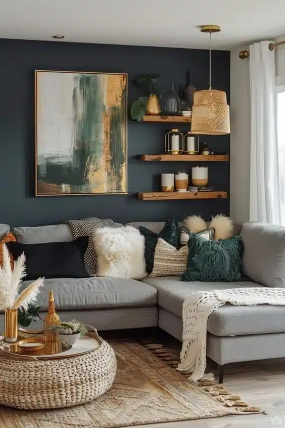 Sala de estar minimalista con tonos oscuros
