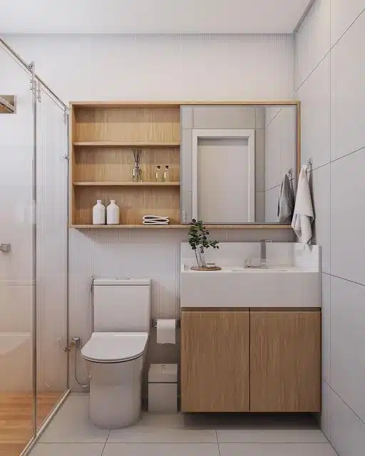 Almacenamiento en baños cuadrados y pequeños