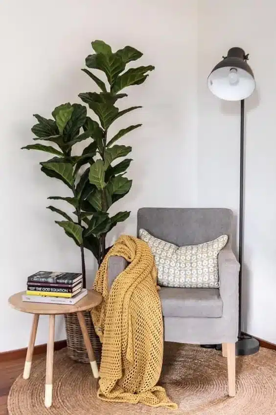 Iluminacion de tarea sala de estar pequeña y moderna